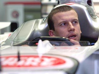 Оливье Панис объявил об уходе из "Формулы-1"