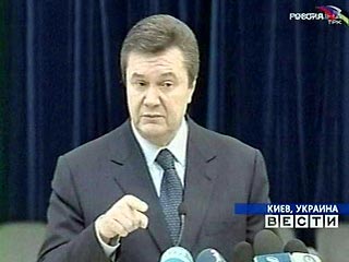 Премьер-министр Украины Виктор Янукович возлагает ответственность на предыдущие правительства за повышение цен на газ и тарифы для населения