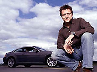 Ведущий популярной автомобильной передачи корпорации BBC Top Gear Ричард Хаммонд находится в больнице в критическом состоянии после серьезной автокатастрофы