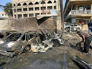 В столице Ирака Багдаде в воскресенье утром прогремел взрыв, погибли два человека, еще 13 получили ранения