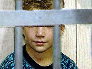 По данным МВД РФ, каждый четвертый детдомовец после выпуска попадает в тюрьму