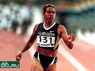 Австралийка Кэти Фримэн, победившая на дистанции 400 метров, понесет на открытии Игр в Сиднее аборигенский флаг