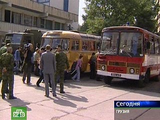 Грузию покинули 38 сотрудников российской дипмиссии
