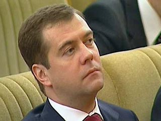 Первый вице-премьер правительства России Дмитрий Медведев установил личный рейтинговый рекорд как кандидат в преемники Владимира Путина- 14%  