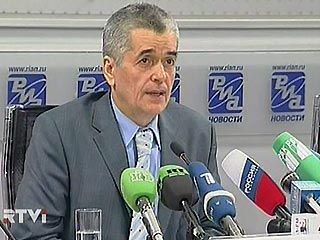 Геннадий Онищенко еще раз твердо пообещал, что ни винам, ни минералке из Грузии амнистии в ближайшее время не видать, и озвучил такие же намерения по сокам