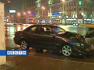 В центре Москвы на Зубовской площади в ДТП попал советник посла Грузии в РФ Зураб Кипиани