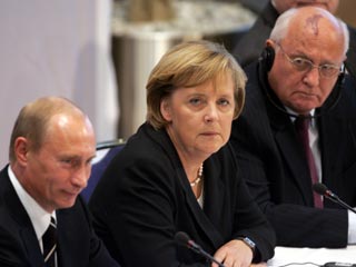 Путин в Германии в очередной раз пообещал свободу российским СМИ и наказание убийцам Политковской