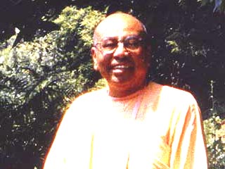 Скоропостижно скончался известный вайшнавский монах-санньяси, основатель манипурского отделения Международного общества сознания Кришны Бхактисварупа Дамодар Свами Махарадж