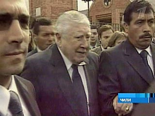 Бывший чилийский диктатор Аугусто Пиночет в среду был допрошен судьей Алехандро Солисом по делу об ответственности за пытки политзаключенных и исчезновение заключенных в тюрьме "Вилья Гримальди" в годы диктатуры в Чили в 1973-1990 годах.