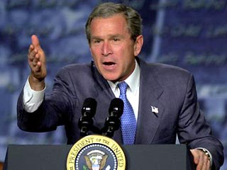 "Они верят в то, что если ситуация в Ираке станет хаотичной, то американцы устанут от иракской войны и вынудят правительство вывести войска", - отметил американский лидер