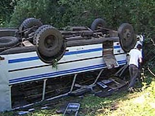 В Татарстане перевернулся пассажирский автобус: двое погибших, 22 раненых