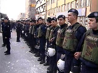 Для охраны Папы в турецкой столице будут задействованы семь тысяч стражей порядка, а в Стамбуле - девять тысяч