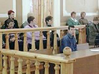 Присяжные в России смогут приговаривать к смертной казни не ранее 2010 года