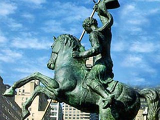 В Тбилиси установлен 40-метровый Георгий Победоносец работы Церетели