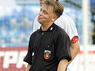 Арбитр Владимир Петтай отстранен от работы до конца сезона
