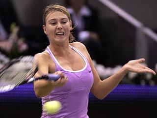 Шарапова и Петрова победно стартовали на WTA Championships