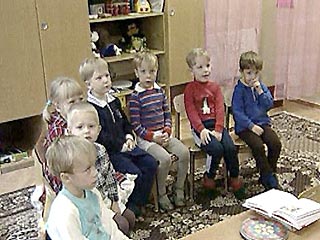 Правительство России утвердило новый порядок деятельности иностранных организаций, занимающихся усыновлением детей, а также новые правила для усыновителей