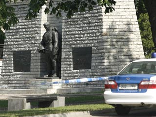 Для Эстонии, как государства, этот памятник символизирует 1944 год, когда одна оккупация сменилась другой