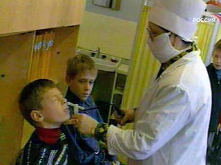 Вакцина, которую используют для прививок от гриппа по всей России, дала непредвиденную реакцию: в Ставропольском крае из-за острой аллергической реакции на препарат "Гриппол" трое детей попали в реанимацию