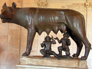 Знаменитая Капитолийская волчица, символ Рима, оказалась не древней этрусской скульптурой V века до нашей эры