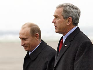 Тема вступления России в ВТО поднималась на встрече Путина и Буша в Москве 15 ноября. "Лидеры подтвердили готовность к подписанию в Ханое двустороннего протокола по присоединению России к ВТО"