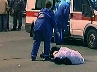 Восемь человек сбил в Алма-Ате водитель автомобиля Mitsubishi, который не справился с управлением и выехал на автобусную остановку