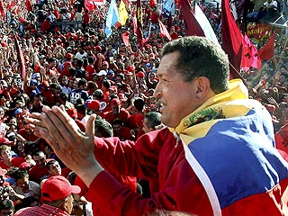 Уго Чавес в предвыборной речи пообещал "нокаутировать" Америку и победить "дьявола" Буша