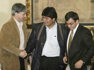 В Боливии завершилась национализация нефтегазового и энергетического секторов