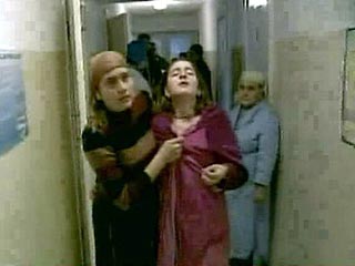 Год назад многие СМИ писали о случаях массовых отравлений чеченских детей неизвестным веществом, происходивших с осени 2005 года преимущественно в школах Шелковского района Чечни