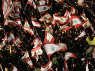 Шииты и сунниты совершили в центре столицы Ливана совместную пятничную молитву