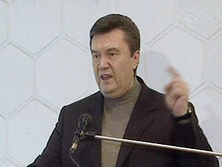 На заседании Кабинета министров Украины премьер Виктор Янукович подверг резкой критике решение президента Виктора Ющенко наложить вето на закон о государственном бюджете на 2007 год