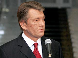 Ющенко высказался за отмену конституционной реформы на Украине
