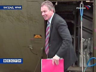 Транспортный самолет королевских ВВС в воскресенье привез британского премьер-министра в Ирак из Каира, где Блэр провел переговоры с президентом Египта Хосни Мубараком
