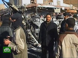 Начиненный взрывчаткой автомобиль взорвался сегодня на рынке в иракском шиитском городе Куфа. Как сообщают арабские телеканалы, в результате теракта имеются многочисленные жертвы. Их число уточняется