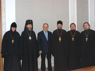 В республике "идет возрождение религии по всем направлениям", заявил президент Татарстана Минтимер Шаймиев