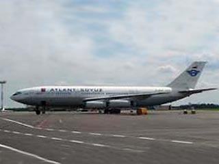 Самолет Ил-86 авиакомпании "Атлант-Союз", направлявшийся в египетский город Шарм-эш-Шейх, вернулся в Москву из-за плохого самочувствия ребенка, находящегося на борт