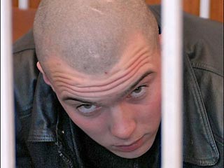 Приговор убийце семьи журналиста из Омска Александра Петрова 16-летнему Руслану Кулишу никем не был обжалован и вступил в силу
