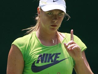 Мария Шарапова с огромным трудом преодолела барьер первого круга на Открытом чемпионате Австралии по теннису