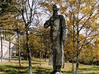 День рождения Мандельштама отметили во Владивостоке, где стоит единственный в мире памятник поэту