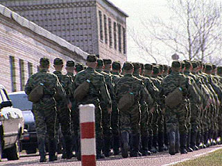 На 1 января 2007 года штатная численность Вооруженных сил РФ составила 1 млн 130,9 тысяч военнослужащих