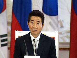 В настоящее время не планируется проведение встречи на высшем уровне с КНДР, заявил президент Южной Кореи Но Му Хен