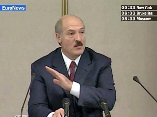 Президент Белоруссии Александр Лукашенко на совещании в Новополоцке заявил о необходимости форсировать работу по подготовке к строительству атомной электростанции