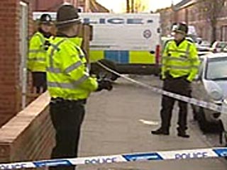 Британская полиция арестовала восемь человек, которые планировали "эффектный" теракт  