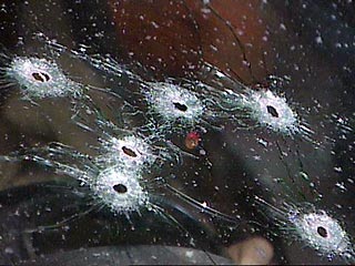 В Хасавюрте обстрелян автомобиль замначальника милиции: 1 убит, двое ранены