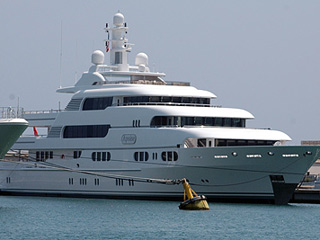 В Дубае пройдет "ярмарка тщеславия миллиардеров" - выставка-продажа яхт класса "люкс"