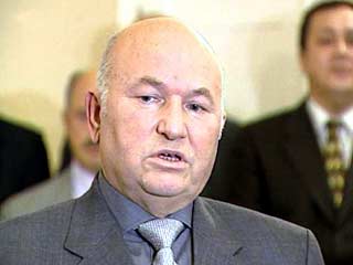 Лужков подписал распоряжение о ликвидации Черкизовского рынка до 31 декабря 2007 года