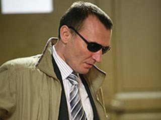 Пресненский суд Москвы признал виновным и приговорил к трем годам условного заключения врача 9-й горбольницы Дмитрия Пакалина, обвиняемого в халатности, повлекшей смерть ребенка