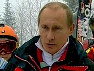 Россия готова двигаться к безвизовому режиму с Европой, заявил Владимир Путин. Такое мнение, как сообщает РИА "Новости" глава государства высказал в беседе с журналистами после спуска на лыжах с горы на курорте Красная Поляна