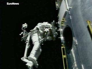 Россиянин и американец провели в космосе 6 часов и вернулись на МКС, выполнив все задачи