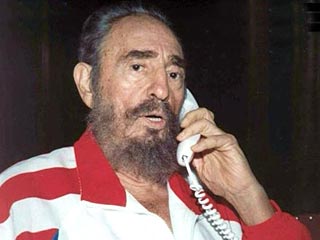 Фидель Кастро позвонил Уго Чавесу во вторник вечером во время традиционной радиопрограммы "Алло, президент", транслировавшейся в прямом эфире